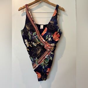 Jets Desert Bloom one piece bathing suit
Size 14 new with tags!!